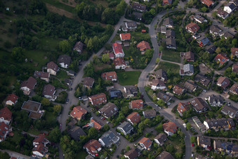 Schrägluftbild von Ehbühl Kirchhalde in Herrenberg im Bundesland Baden-Württemberg, Deutschland