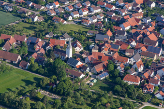 Martinskirche im Ortsteil Bermaringen in Blaustein im Bundesland Baden-Württemberg, Deutschland