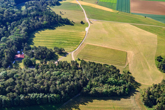 Luftbild von Flugplatz Schlechtenfeld in Ehingen im Bundesland Baden-Württemberg, Deutschland