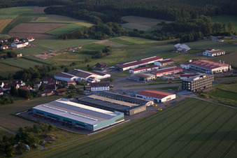 Gebäude und Produktionshallen auf dem Werksgelände RECK-Technik GmbH im Ortsteil Kappel in Betzenweiler im Bundesland Baden-Württemberg, Deutschland