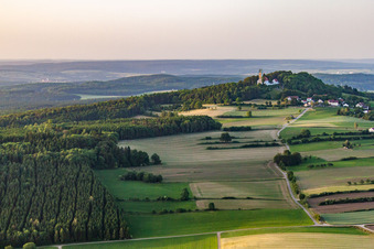Der Bussen - heilger Berg Oberschwabens im Ortsteil Offingen in Uttenweiler im Bundesland Baden-Württemberg, Deutschland