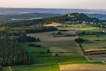 Luftbild von Der Bussen - heilger Berg Oberschwabens im Ortsteil Offingen in Uttenweiler im Bundesland Baden-Württemberg, Deutschland