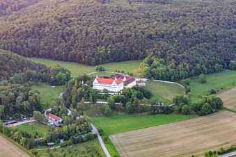 Schloss Mochental - Galerie Schrade im Ortsteil Kirchen in Ehingen im Bundesland Baden-Württemberg, Deutschland