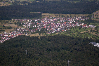 Arnbach von Osten in Neuenbürg im Bundesland Baden-Württemberg, Deutschland