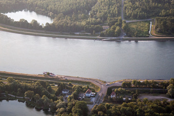 Drusenheim im Bundesland Bas-Rhin, Frankreich von oben