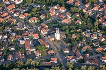 Offendorf im Bundesland Bas-Rhin, Frankreich aus der Drohnenperspektive