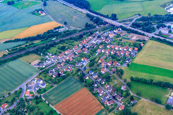 Ortsteil an der A7 im Ortsteil Götzenhof in Petersberg im Bundesland Hessen, Deutschland
