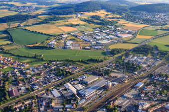 Gewerbegebiet Birkenhain mit Litens Automotive GmbH & Co KG und Poppe Elastomertechnik GmbH - Werk Gelnhausen im Bundesland Hessen, Deutschland