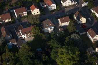 Ortsteil Dannstadt in Dannstadt-Schauernheim im Bundesland Rheinland-Pfalz, Deutschland von einer Drohne aus