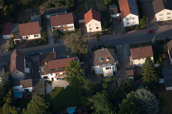 Luftaufnahme von Ortsteil Dannstadt in Dannstadt-Schauernheim im Bundesland Rheinland-Pfalz, Deutschland