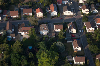 Ortsteil Dannstadt in Dannstadt-Schauernheim im Bundesland Rheinland-Pfalz, Deutschland aus der Luft
