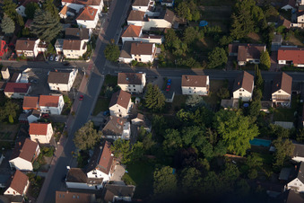 Ortsteil Dannstadt in Dannstadt-Schauernheim im Bundesland Rheinland-Pfalz, Deutschland von einer Drohne aus