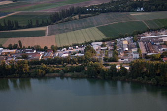 Luftaufnahme von Industriestr im Ortsteil Roxheim in Bobenheim-Roxheim im Bundesland Rheinland-Pfalz, Deutschland