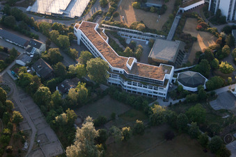 Drohnenbild von Ortsteil Oggersheim in Ludwigshafen am Rhein im Bundesland Rheinland-Pfalz, Deutschland