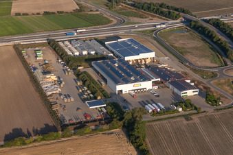 Gehöft eines Bauernhofes von Gemüse Renner V+V GmbH in Mutterstadt im Bundesland Rheinland-Pfalz, Deutschland