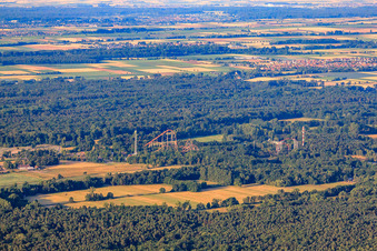 Luftaufnahme von Holiday-Park am frühen Morgen in Haßloch im Bundesland Rheinland-Pfalz, Deutschland