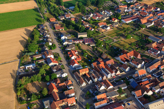 Luftbild von Altsheimer Weg in Ottersheim bei Landau im Bundesland Rheinland-Pfalz, Deutschland