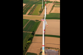 Windparkbaustellen in Offenbach an der Queich im Bundesland Rheinland-Pfalz, Deutschland aus der Drohnenperspektive