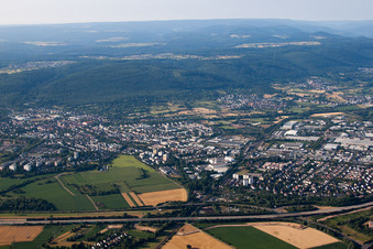 Drohnenbild von Ettlingen im Bundesland Baden-Württemberg, Deutschland