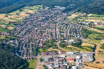 Luftbild von Ortsteil Langensteinbach in Karlsbad im Bundesland Baden-Württemberg, Deutschland