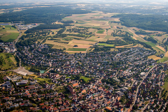 Luftbild von Ortsansicht der Straßen und Häuser der Wohngebiete in Heimsheim im Bundesland Baden-Württemberg, Deutschland