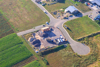 Im Gereut in Hatzenbühl im Bundesland Rheinland-Pfalz, Deutschland von oben