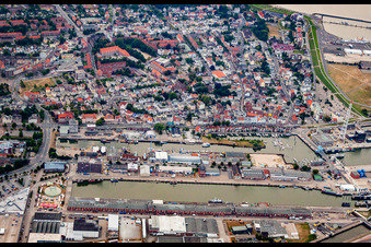 Nordseekai und Meinenkai in Cuxhaven im Bundesland Niedersachsen, Deutschland