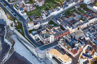 Ault im Bundesland Somme, Frankreich vom Flugzeug aus