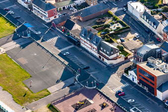 Drohnenbild von Cayeux-sur-Mer im Bundesland Somme, Frankreich
