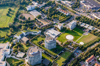 BG Unfallklink im Ortsteil Oggersheim in Ludwigshafen am Rhein im Bundesland Rheinland-Pfalz, Deutschland von oben