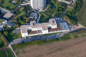 BG Unfallklink im Ortsteil Oggersheim in Ludwigshafen am Rhein im Bundesland Rheinland-Pfalz, Deutschland vom Flugzeug aus