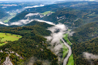 Donaudurchbruch in Fridingen an der Donau im Bundesland Baden-Württemberg, Deutschland aus der Vogelperspektive