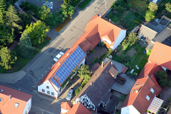 Hof im Nonnenhorst in Minfeld im Bundesland Rheinland-Pfalz, Deutschland