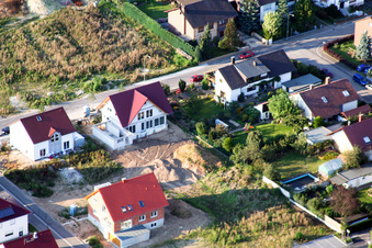 Neubaugebiet Am Höhenweg in Kandel im Bundesland Rheinland-Pfalz, Deutschland von einer Drohne aus