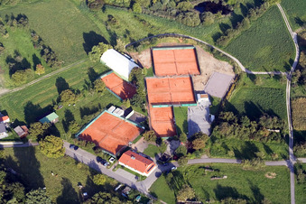 Tennisanlage Maximiliansau in Wörth am Rhein im Bundesland Rheinland-Pfalz, Deutschland