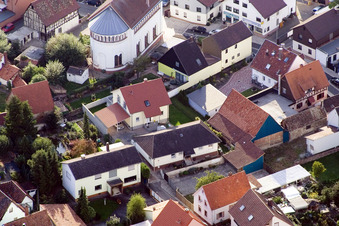 Messnergasse im Ortsteil Maximiliansau in Wörth am Rhein im Bundesland Rheinland-Pfalz, Deutschland