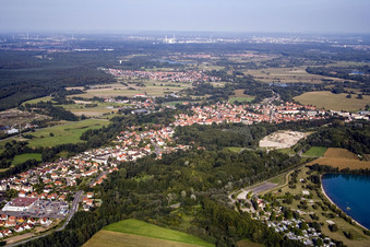 Lauterbourg im Bundesland Bas-Rhin, Frankreich von einer Drohne aus