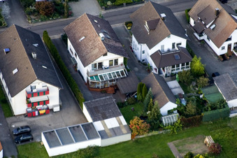 Runzweg im Ortsteil Urloffen in Appenweier im Bundesland Baden-Württemberg, Deutschland von oben gesehen