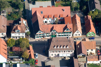 Luftaufnahme von Bahnhofstraße Hotel zum Rössel in Kandel im Bundesland Rheinland-Pfalz, Deutschland