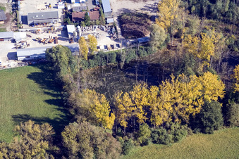 Schulgebäude der Ludwig-Marum-Gymnasium Pfinztal im Ortsteil Berghausen in Pfinztal im Bundesland Baden-Württemberg, Deutschland von einer Drohne aus