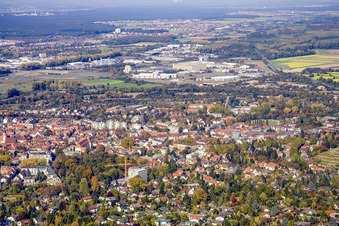 Stadt von Süden im Ortsteil Durlach in Karlsruhe im Bundesland Baden-Württemberg, Deutschland