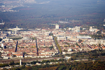 Luftbild von Karlsruhe von Süden im Ortsteil Südstadt im Bundesland Baden-Württemberg, Deutschland
