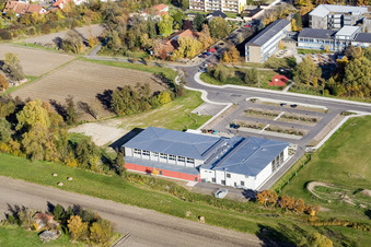 Schrägluftbild von Bienwaldhalle Kandel im Bundesland Rheinland-Pfalz, Deutschland