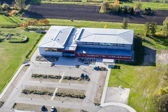Drohnenaufname von Bienwaldhalle Kandel im Bundesland Rheinland-Pfalz, Deutschland