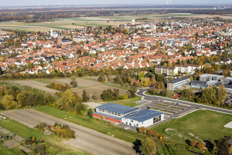 Luftbild von Bienwaldhalle Kandel im Bundesland Rheinland-Pfalz, Deutschland
