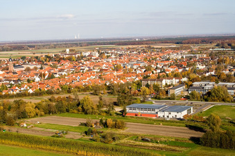 Drohnenbild von Bienwaldhalle Kandel im Bundesland Rheinland-Pfalz, Deutschland