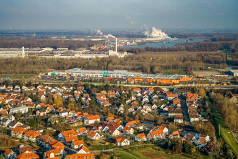 Luftaufnahme von Maximilian Center im Ortsteil Maximiliansau in Wörth am Rhein im Bundesland Rheinland-Pfalz, Deutschland