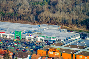 Luftaufnahme von Martktauf im Maximilian Center im Ortsteil Maximiliansau in Wörth am Rhein im Bundesland Rheinland-Pfalz, Deutschland