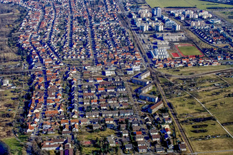 Luftbild von Ortsteil von Süden im Ortsteil Neureut in Karlsruhe im Bundesland Baden-Württemberg, Deutschland