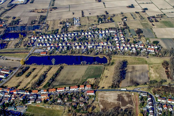 Bruchweg im Ortsteil Knielingen in Karlsruhe im Bundesland Baden-Württemberg, Deutschland aus der Luft